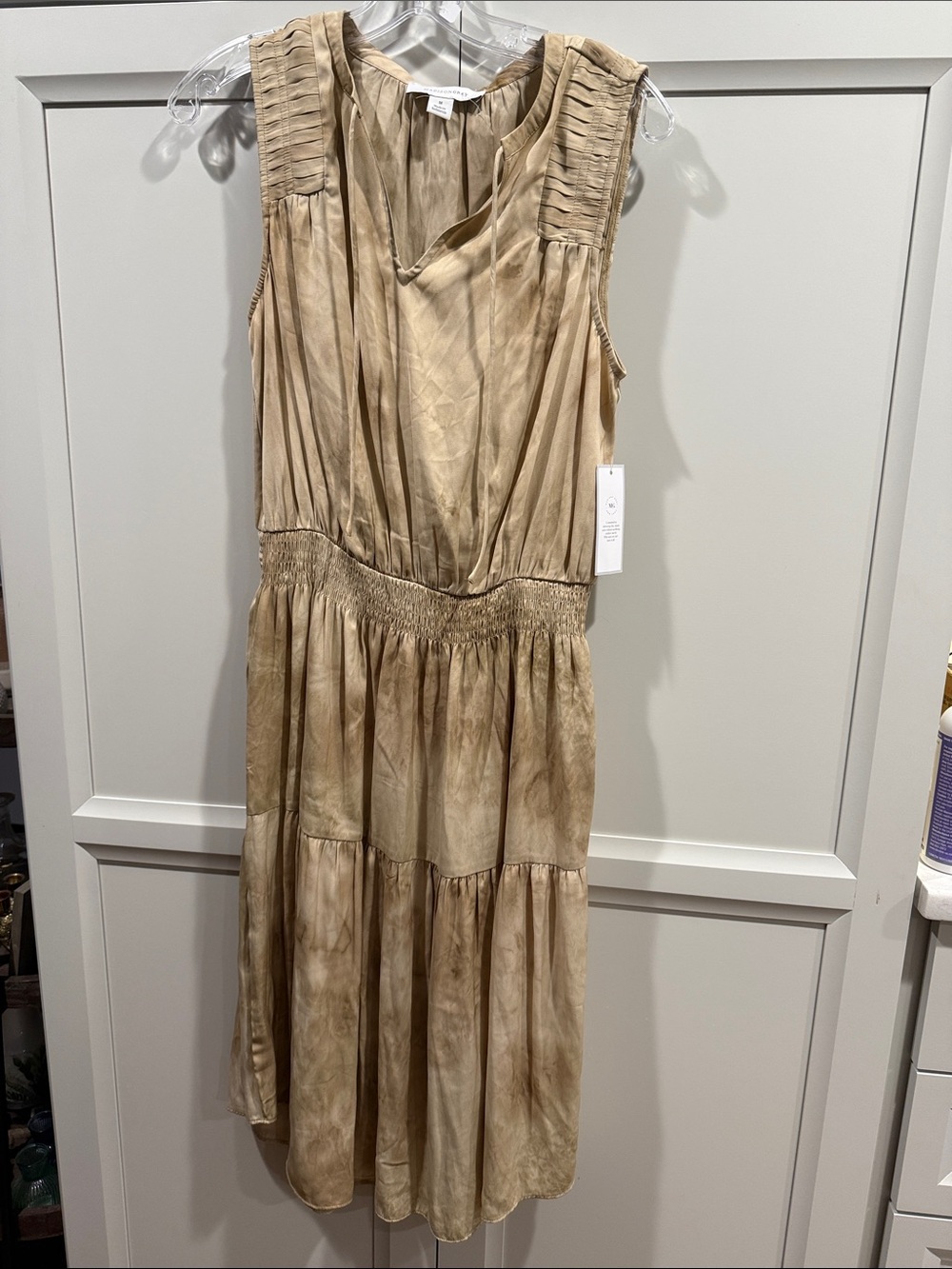 Madison Grey NWT Sleeveless Tiered Boho Dress Size Medium